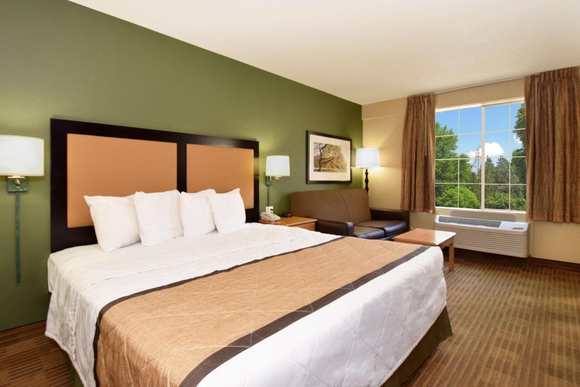 Extended America Select - - - Ivy Creek Blvd 2*