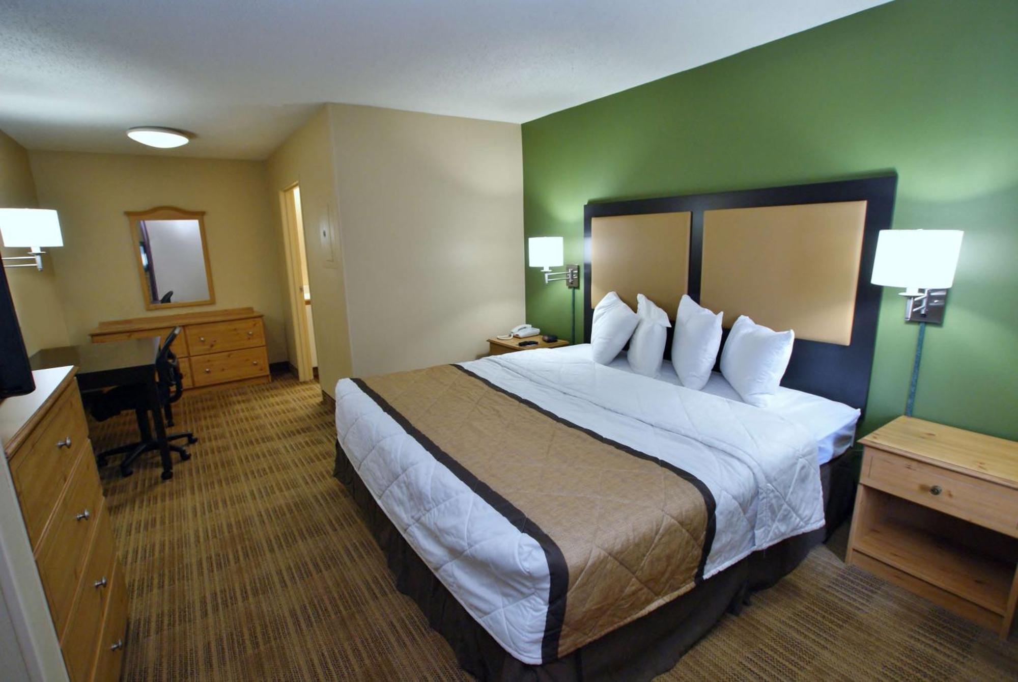Extended America Select - - - Ivy Creek Blvd 2*