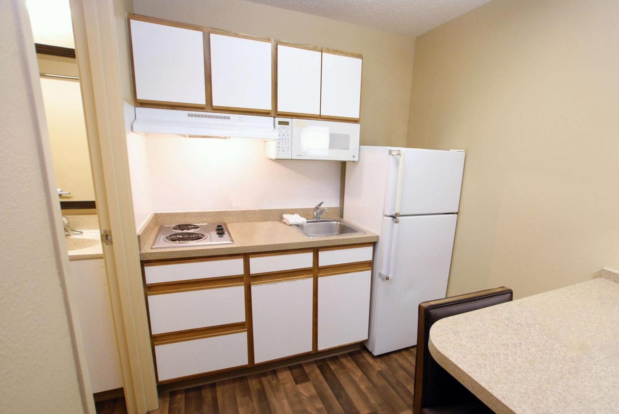 Extended America Select - - - Ivy Creek Blvd Hotel