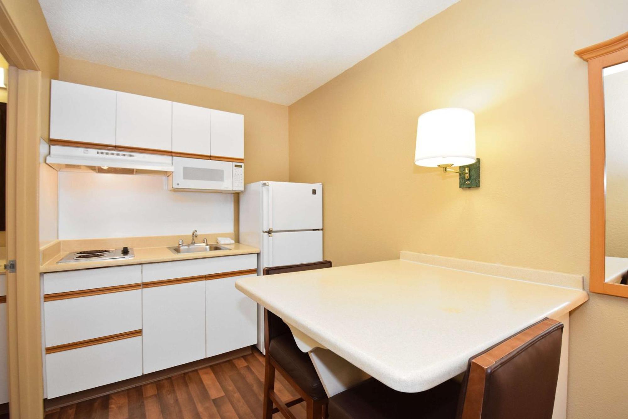 Hotel Extended America Select - - - Ivy Creek Blvd Durham