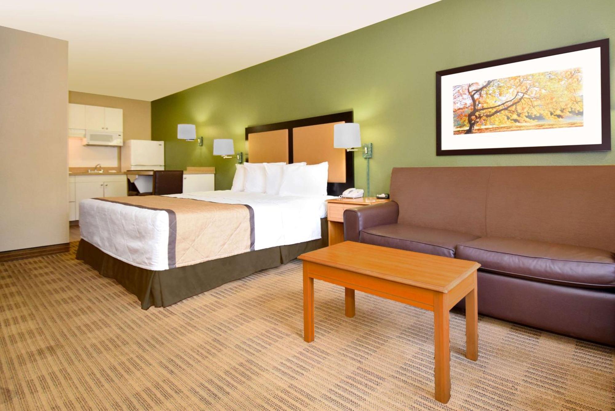 Extended America Select - - - Ivy Creek Blvd Hotel Durham