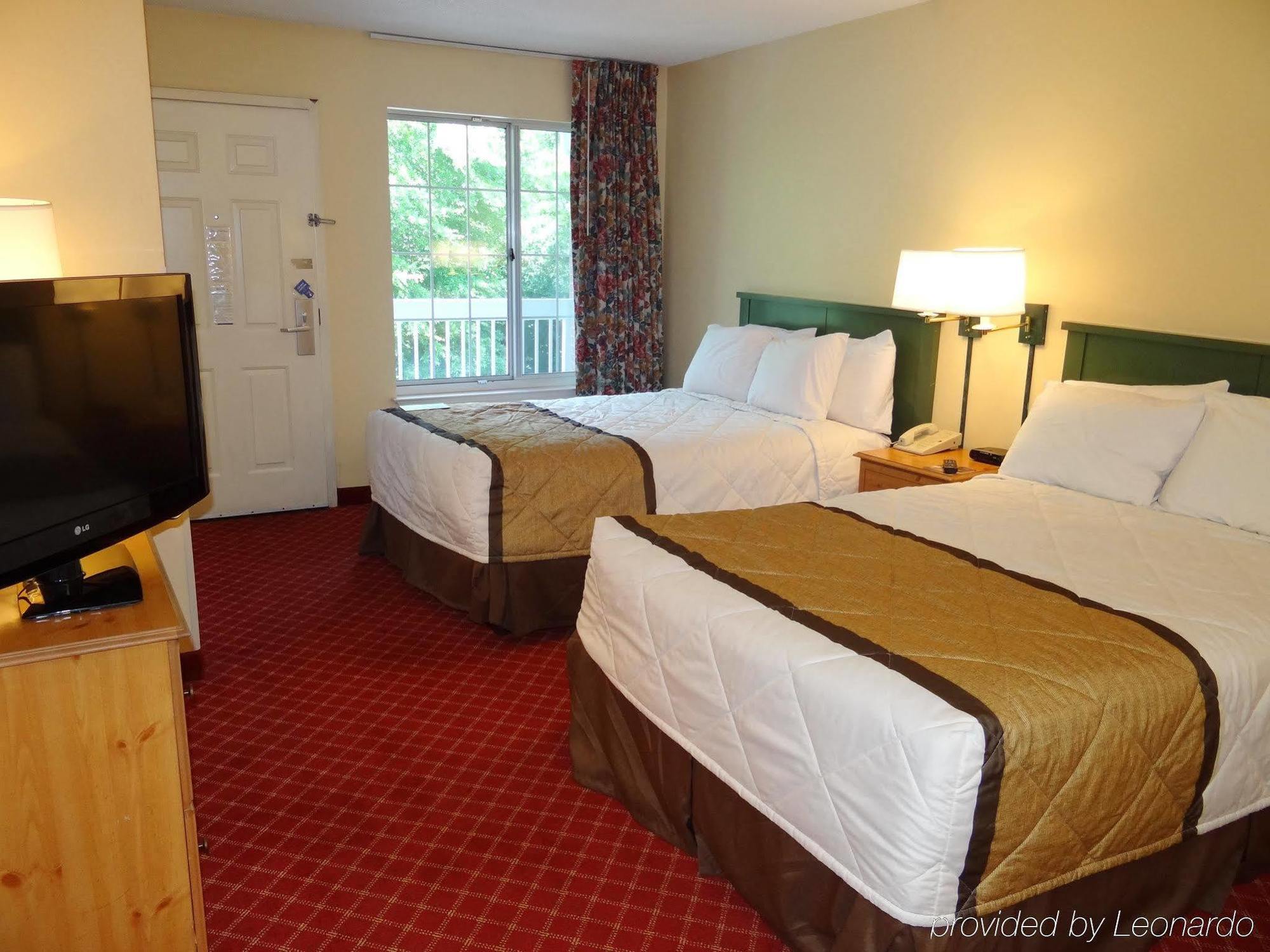 Extended America Select - - - Ivy Creek Blvd Hotel Durham